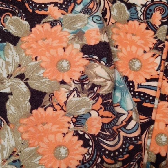 OS LulaRoe Leggings - Picture 2 of 2